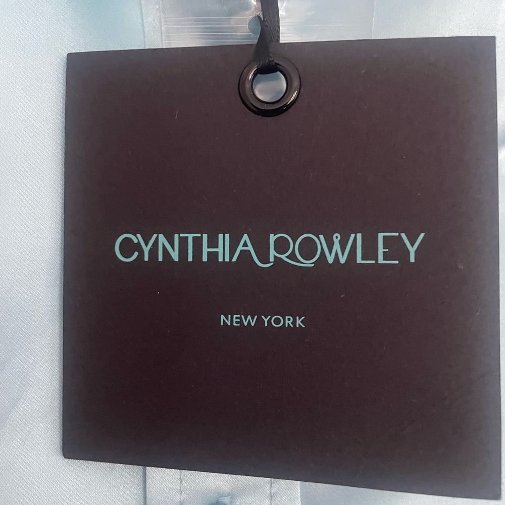 Cynthia Rowley front button satin like, long sleeve blouse. - Picture 6 of 7